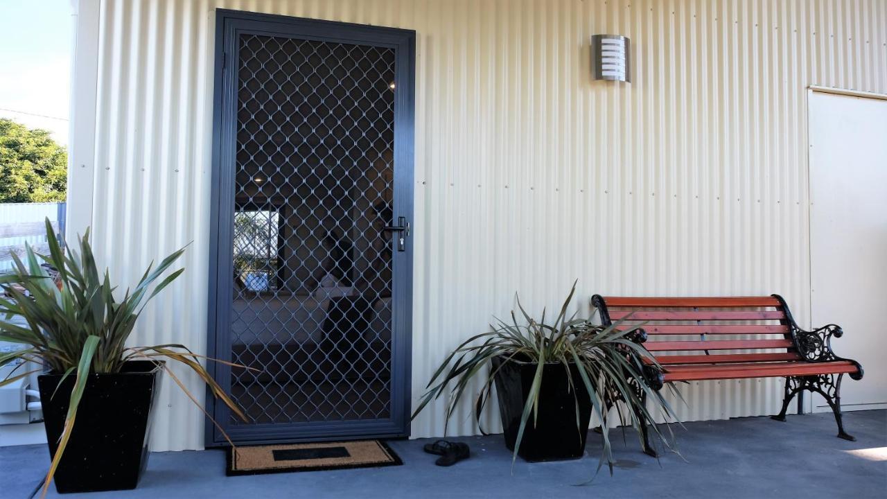 The Tin Shed Couples Accommodation At Bay Of Fires Binalong Bay Exteriér fotografie